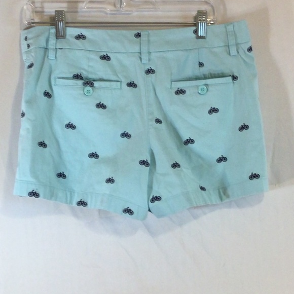 Cambridge Women’s Blue Shorts Size 6 Embroidered Bicycles Casual Preppy Novelty - Picture 2 of 8